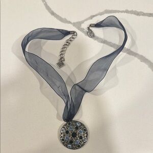 Elegant Blue and Silver Pendant Necklace